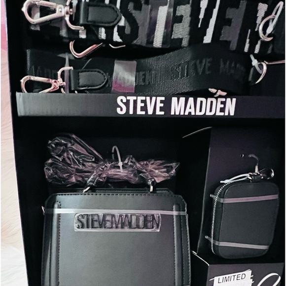 Steve Madden Bevelyn Set - Picture 2 of 4